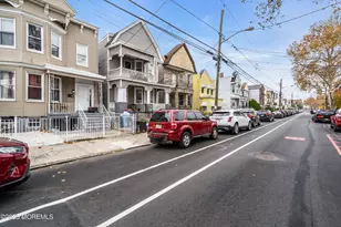 107 Bidwell Ave, Jersey City, NJ 07305 - Photo 5