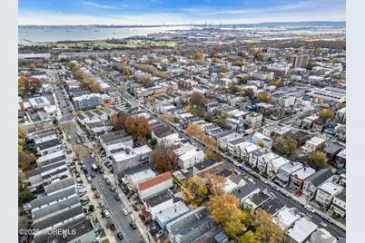 107 Bidwell Avenue, Jersey City, NJ 07305 - Photo 29