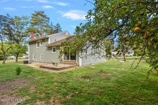 7 Kaylen Pl, Hazlet Township, NJ 07730 - Photo 7