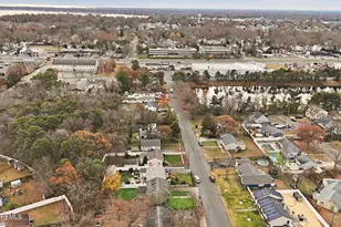 537 Holly Village Ln, Toms River Township, NJ 08753 - Photo 29