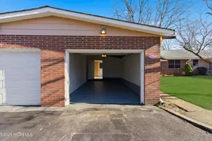 60 Buckingham Dr, Lakewood, NJ 08701 - Photo 25