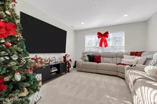 81 Wood Duck Ct, Freehold, NJ 07728 - Photo 7