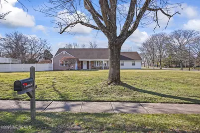 2 Varnum Lane, Manalapan Township, NJ 07726 - Photo 3