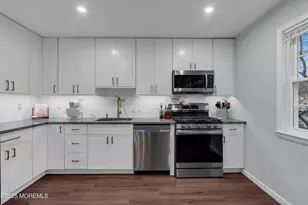 13 Dutch Ln, Hazlet Township, NJ 07730 - Photo 15