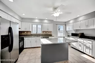 539 Summit Dr, Point Pleasant, NJ 08742 - Photo 11