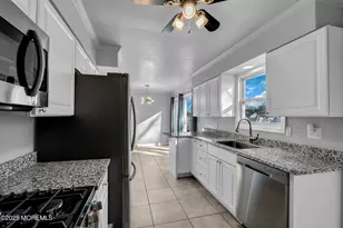 817 Beachwood Blvd, Beachwood, NJ 08722 - Photo 17