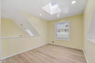 29 Lohsen Avenue, Keansburg, NJ 07734 - Photo 15