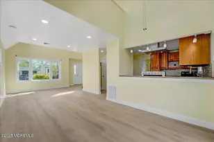 29 Lohsen Ave, Keansburg, NJ 07734 - Photo 7