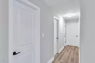 204 Covered Bridge Blvd, Manalapan Township, NJ 07726 - Photo 11