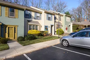 224 Perth Hill Ct, Aberdeen Township, NJ 07747 - Photo 19