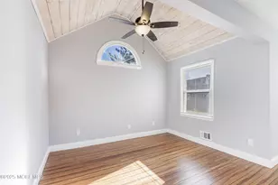 7 Longfellow Ct, Freehold, NJ 07728 - Photo 21