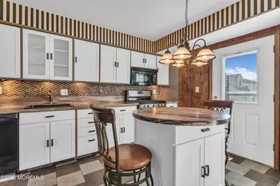 805 Hastings Lane, Point Pleasant, NJ 08742 - Photo 5