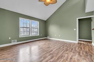 1404 Violet Ln, Jackson, NJ 08527 - Photo 17