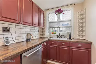 37 Beaconlight Ave, Keansburg, NJ 07734 - Photo 15