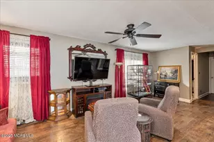 37 Beaconlight Ave, Keansburg, NJ 07734 - Photo 9