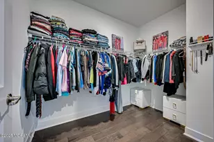 1001 Navigator Ave, Marlboro Township, NJ 07746 - Photo 27