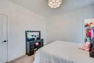 1001 Navigator Ave, Marlboro Township, NJ 07746 - Photo 35