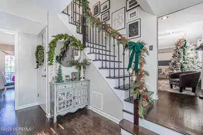 42 S Heathcote Avenue, Edison, NJ 08817 - Photo 9