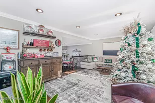 42 S Heathcote Ave, Edison, NJ 08817 - Photo 21