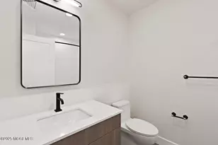 139 Christopher Columbus Dr, Jersey City, NJ 07302 - Photo 5