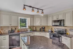 37 Freehold Rd, Jackson, NJ 08527 - Photo 13