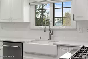 129 Four Winds Dr, Middletown, NJ 07748 - Photo 15