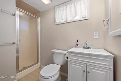 105 Park Avenue, Shrewsbury, NJ 07702 - Photo 23