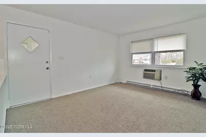 5 Valley Stream Drive #B, Whiting, NJ 08759 - Photo 7