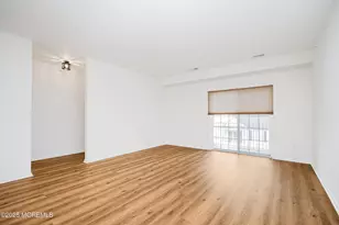 108 Picadilly Dr, Morganville, NJ 07751 - Photo 9