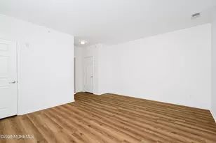 108 Picadilly Dr, Morganville, NJ 07751 - Photo 19