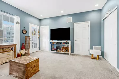 153 Waypoint Drive, Eatontown, NJ 07724 - Photo 9