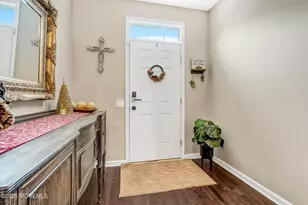 153 Waypoint Dr, Eatontown, NJ 07724 - Photo 5