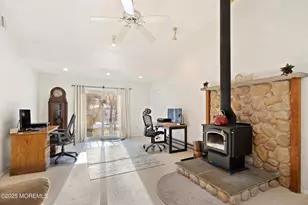 160 Glendale Dr, Freehold, NJ 07728 - Photo 17