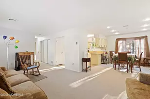 160 Glendale Dr, Freehold, NJ 07728 - Photo 7