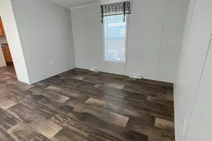 8 Pne Crk Vlg, Hazlet Township, NJ 07730 - Photo 5