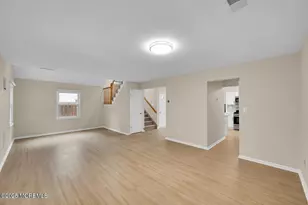 4 Cooper Ct, Freehold, NJ 07728 - Photo 5