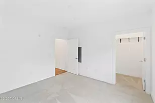 827 Stiller Ln, Monroe Township, NJ 08831 - Photo 11