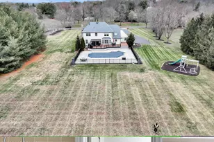 26 Saddlebrook Rd, Millstone Township, NJ 08535 - Photo 7