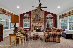 27 Strawberry Ln, Lakewood, NJ 08701 - Photo 37