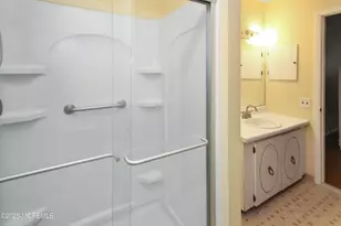 988 B Constitution Blvd, Whiting, NJ 08759 - Photo 17