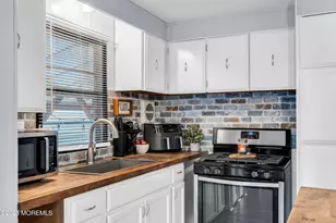 22 Shorehaven Park, Hazlet Township, NJ 07730 - Photo 11