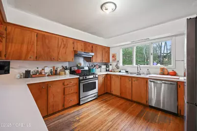 206 Lake Avenue, Island Heights, NJ 08732 - Photo 9