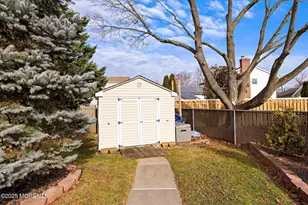 16 Galway Dr, Hazlet Township, NJ 07730 - Photo 43