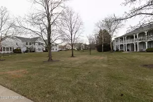 243 Wycoff Way W, East Brunswick Township, NJ 08816 - Photo 15