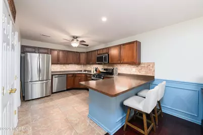 24 Topeka Court, Tinton Falls, NJ 07712 - Photo 11