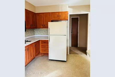 180B Sterling Court #B, Lakewood, NJ 08701 - Photo 11