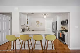 39 Des Moines Ct, Tinton Falls, NJ 07712 - Photo 9