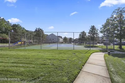 39 Des Moines Court, Tinton Falls, NJ 07712 - Photo 27