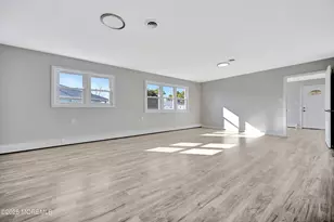 8 Newcastle Ct, Toms River Township, NJ 08757 - Photo 9