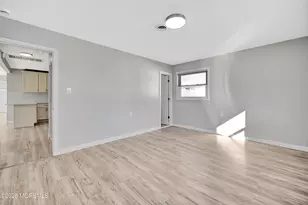 8 Newcastle Ct, Toms River Township, NJ 08757 - Photo 17